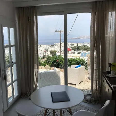 The House In Mykonos *